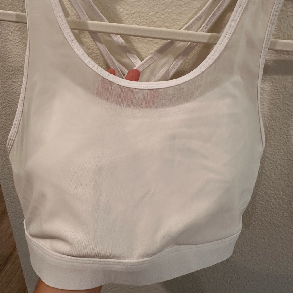 Fabletics White Sports Bra - Picture 3 of 6